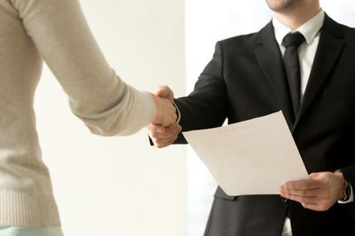 Que has de saber abans de signar un contracte laboral?