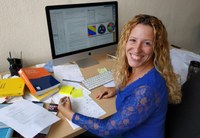 Elisa Lorenzo García es fa amb el premi 'Joven Científica'