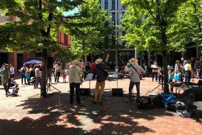 Club ETSETB Alumni - Vermutillo TelecogresKIDS: rememorant el passat, mirant al futur